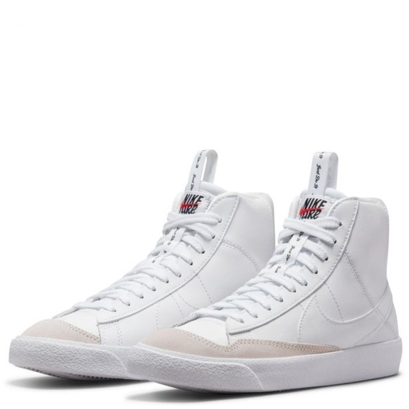 NWT NIKE BLAZER MID - Picture 1 of 11